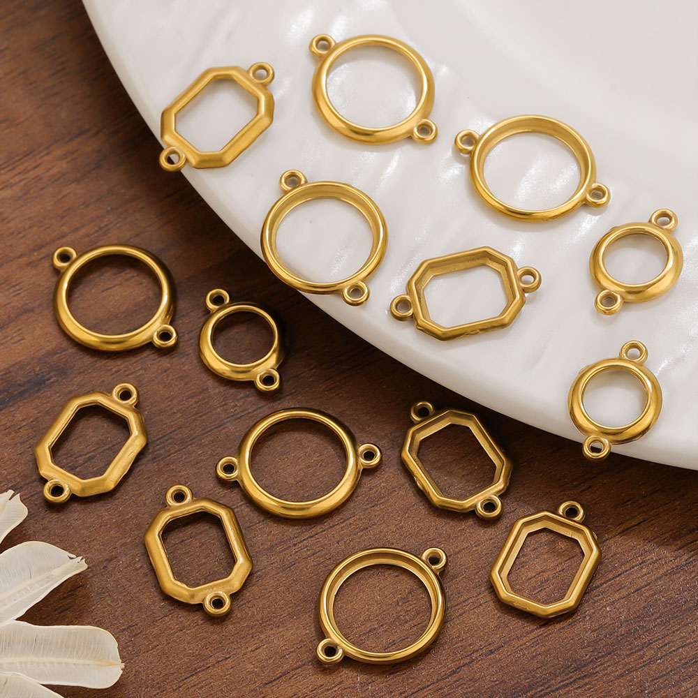 10Pcs Stainless Steel Hollow D - Bezels Set Pendant recension och pris